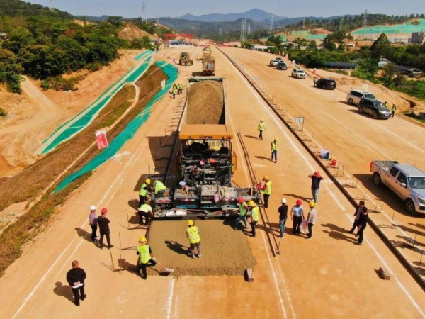 拉萨高速公路